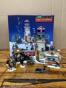 Lemax Foggy Point Leuchtturm Weihnachtsdorf beleuchtet Porzellan 2001 - Bild 1 von 24