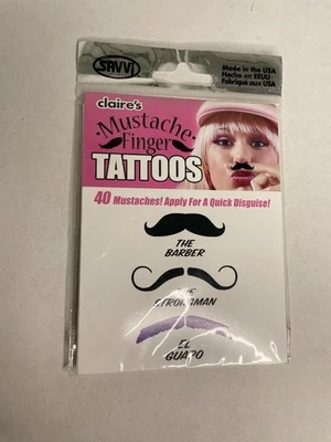 Tatuaje de bigote de 40 dedos de Claire - Disfraz de fiesta relleno de medias Foto 1 de 3