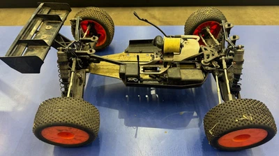 Team LOSI 8ight -XTE 1/8 4WD Nitro RC Truggy Chassis Hobby Project FIX ME! LOOK - Image 1 of 4