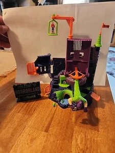 Mini juego Hasbro 1996 Goosebumps MicroVerse A Night in Terror Tower de colección - Imagen 1 de 14