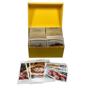 Betty Crocker Recipe Card Library Index Yellow Box Vintage '71 Cooking Favorites - Picture 1 of 7