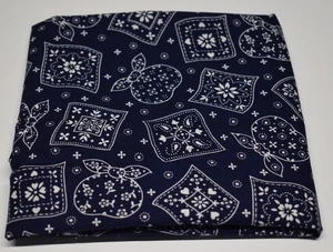 CRANSTON BLAU WEISS BANDANA DRUCK Baumwolle Stoff Stück 16" x 36" QUILT HANDWERK - Bild 1 von 4