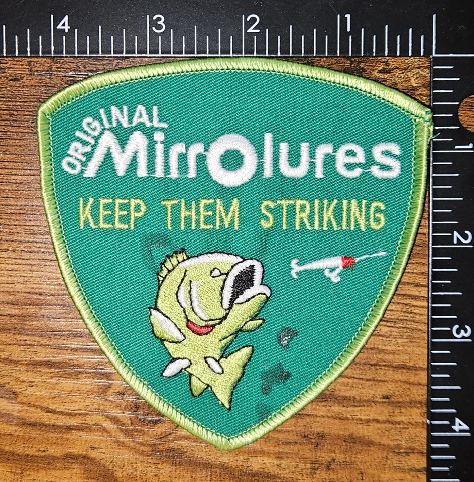 Оригинальные зеркальные приманки держат их поразительный окунь рыболовные снасти рыбы нашивка - Изображение 1 из 1