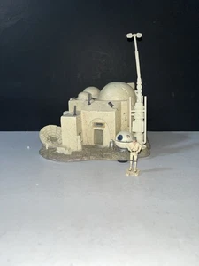 Hawthorne Viillage Star Wars Mos Eisley Cantina with Luke Skywalker Figurine - Picture 1 of 5