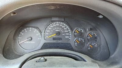 2002-04 Chevy Trail Blazer Speedometer Cluster Instrument Gauges Panel Oem Dash - Image 1 of 4