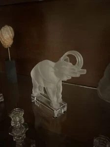 Lalique Elephant - Picture 1 of 8