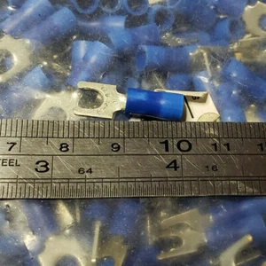 CRIMP SPADE LUG OPEN ENDED BLUE SLEEVE 18 TO 22 GAUGE WIRE (50 Pcs) (C3B5) - Picture 1 of 4