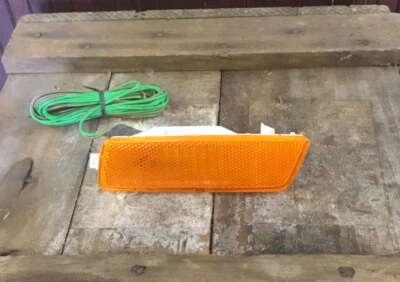 Señal de giro delantero izquierdo Volkswagen Jetta 2005-2010 - VW2530108 Foto 1 de 4