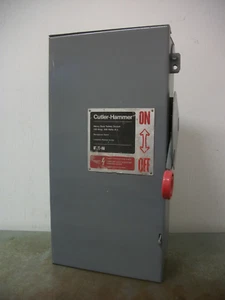 CUTLER-HAMMER DISCONNECT TYPE 3R DH363FRK 100AMP 600VOLT 3POLE FUSIBLE REFURB - Picture 1 of 3