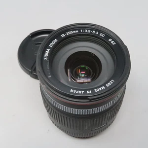 Sigma AF 18-200mm f3.5-6.3 DC Lens Nikon F - Picture 1 of 9