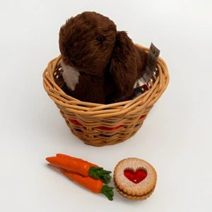 American Girl Julie Nutmeg BUNNY~Rabbit Basket Pillow Carrot Pet Bed~1st ed. - Picture 1 of 20