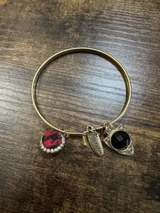 Plunder Signed Cranberry Charm Bracelet Gold Toned EUC fast Free Shipping - Picture 1 of 3