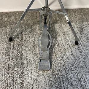 Vintage Ludwig Chicago Spur-Lok Hi Hat Stand with Original Clutch - Picture 1 of 12