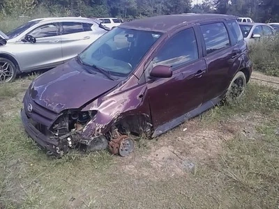 2004-2006 Scion xA Radiator Cooling Fan Assembly - Imagem 1 de 4