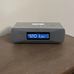 iHome iP87 iPhone iPod Estación de Acoplamiento Doble Reloj Despertador Radio Y2K - Probado/Funciona - Imagen 1 de 7