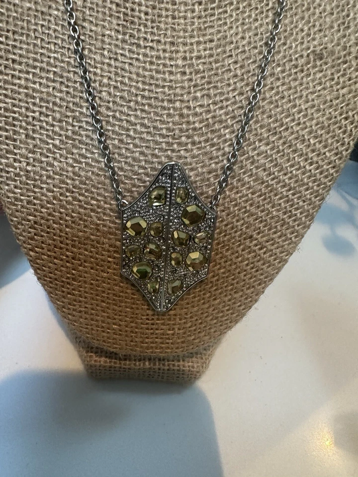 Collar Rebecca Minkoff Tono Plata con Colgante con Cristal Color Oro Amarillo Foto 1 de 4