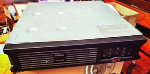 APC 1500VA Rack mounted UPS - No Batteries. - Picture 1 of 4