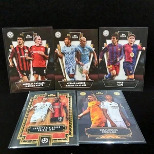 Topps Deko Fußball Karten Konvolut Now & Then Haaland Aguero Leao Shevchenko  - Bild 1 von 3