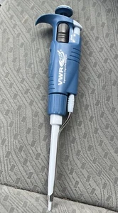 VWR SIGNATURE 89079-962 ERGONOMISCHE HOCHLEISTUNGSPIPETTE 0,5 - 10 μL 1 KANAL - Bild 1 von 4