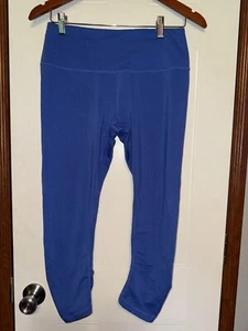 Prana Geo Misty Kicker Leggings The prana misty capri is made from a performan - Picture 1 of 10