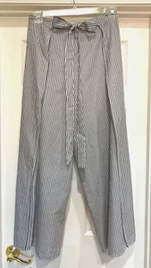 NWT, ELAN Pants - White/Gray Cotton Striped Elastic Waist Wrap, Tie Front, Med - Picture 1 of 7