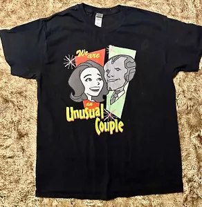 Marvel WANDAVISION We Are An Unusual Couple T- Shirt Size Large Gently Worn - Picture 1 of 3