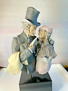 LLADRO COMFORTING NEWS GOYESCA series RETIRED Limited Edition of 300 - Picture 1 of 8