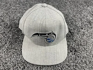 Mitchell & Ness Grey Heather NBA Orlando Magic Grey Black Pop Snapback - OSFA - Imagen 1 de 10