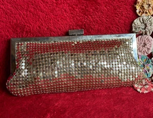 Ladies Clutch Silvertone Metallic with Pale Goldtone Satin Interior - Picture 1 of 7
