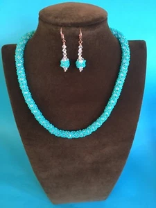 Beautiful delicate seed beaded blue and white necklace with earrings. - Picture 1 of 3