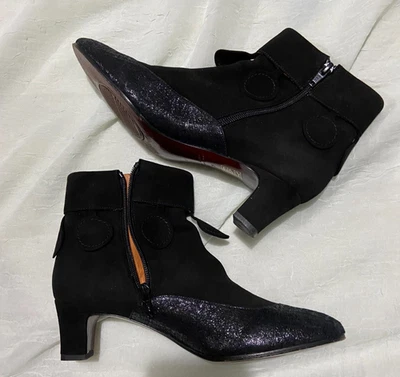 CHIE MIHARA VINTAGE ANKLE BOOTIES SUEDE LEATHER IN BLACK LOW HEEL 38 7.5 SPAIN - Image 1 of 4