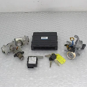 Transponder Ecu And Lock Set for Mitsubishi PAJERO SHOGUN V78W MK3 3.2 DiD - Picture 1 of 5