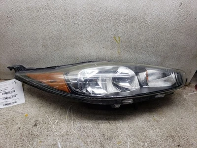 Хромированная отделка фары правого пассажира подходит для 14–17 FIESTA 1177674 - Изображение 1 из 4