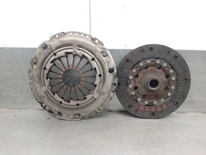 3121005050 CLUTCH KIT / 323063410 LUK / 3121005050 / 5345703 FOR TOYOTA COROLLA - Imagen 1 de 10