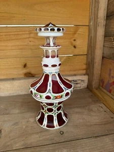 Vintage bohemian glass decanter Cranberry Cut White With Hand Painted Flowers - Afbeelding 1 van 19