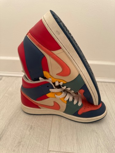 Nike Air Jordan 1 taglia media 5 5 UK (39 EUR) multicolore