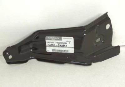 Nuevo soporte de guardabarros inferior delantero derecho genuino Nissan 2012-2019 Versa F3160-9KAMA Foto 1 de 4