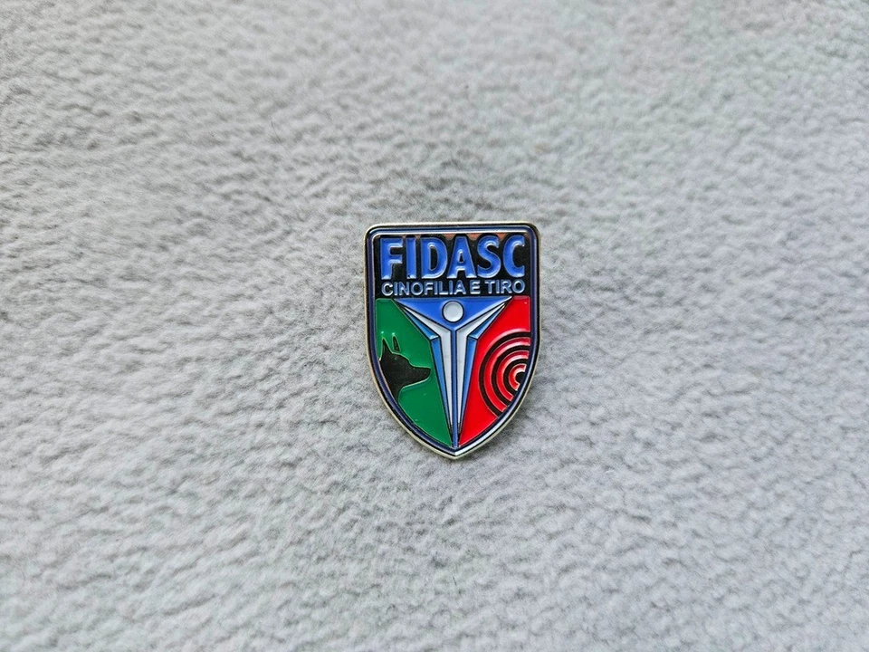 Italia Caza Deporte Disciplinas Federación Pin Modelo-3 Foto 1 de 1