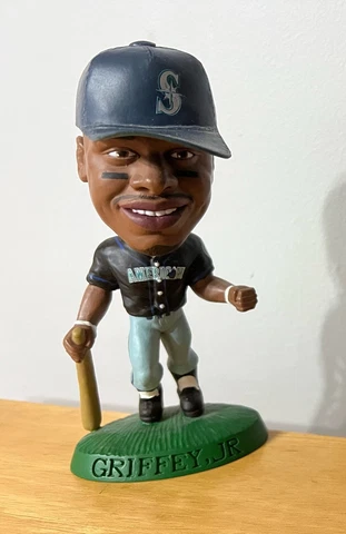 Seattle Mariners Ken Griffey Jr. Headliners XL Figure 1998 MLB Cover