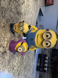 Despicable Me Minion Dave Talking 8” Action Figure  Works With 2 Figures - Picture 1 of 3