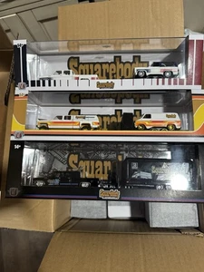 M2 Machines Squarebody Syndicate Hauler Box Of 6 With Chase . - Picture 1 of 5