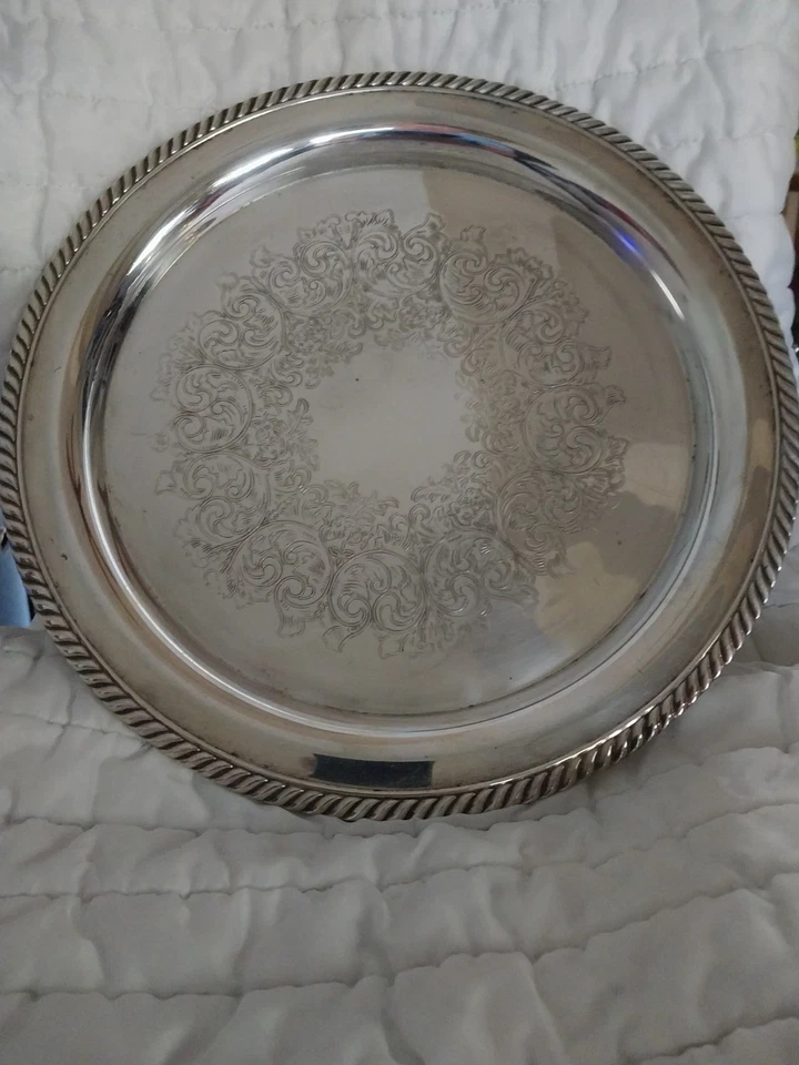 Vintage ONEIDA USA Silver Plated Ornate Design 12.25” Round Serving Tray Platter - Image 1 of 1