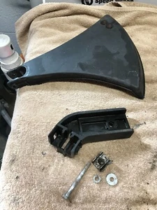 UT-20772 UT20772 Homelite Trim N' Edge String Trimmer DEBRIS DEFLECTOR & GUIDE - Picture 1 of 6