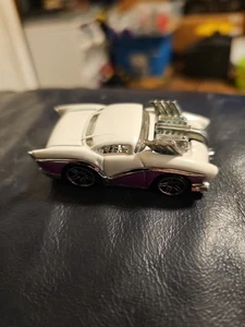 TWO 2 GO / Hot Wheels 2003 Diecast Model Car  - Picture 1 of 13