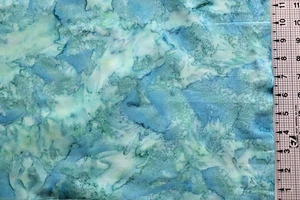 Blue green mottled Parakeet BATIK cotton quilt fabric  FQ - Picture 1 of 1