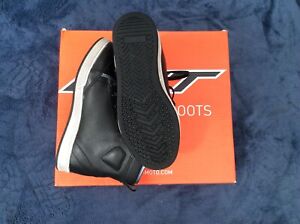 Ladies RST Urban 2 short motorcycle boots, size 5
