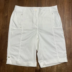 Chico's *SIZE 0.5* The Ultimate Fit Luxe Twill Utility Crop White Shorts *NWT* - Picture 1 of 10