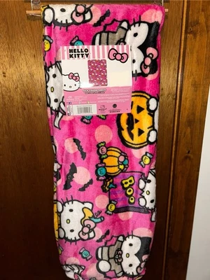 Manta de Halloween Hello Kitty 50x70 Monster Maullido ¡NUEVA! Foto 1 de 4