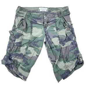 VIntage Y2K Abercrombie & Fitch Cargo Shorts Women Small Green Camo 31" Waist - Picture 1 of 12