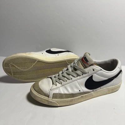 Size 8 - Nike Blazer '77 Vintage Low White Black - Image 1 of 4